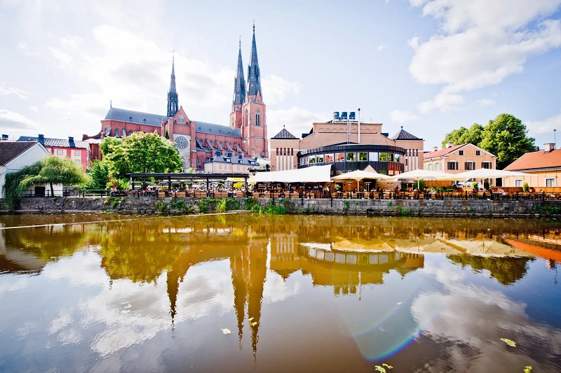 Uppsala, thành phố lớn thứ tư của Thụy Điển, là một bức tranh đan xen giữa lịch sử và đổi mới