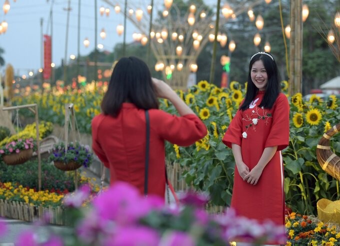 Cảnh đẹp đường đường hoa Tết ở Hoài Đức, Hà Nội 3 Cảnh đẹp đường đường hoa Tết ở Hoài Đức, Hà Nội 3