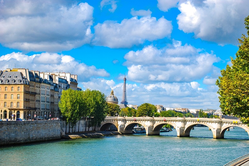 Du lịch Pháp tham quan các địa điểm du lịch Paris