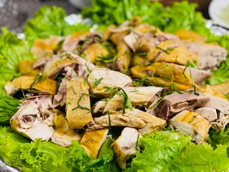 gà đồi luộc lá chanh gà đồi luộc lá chanh