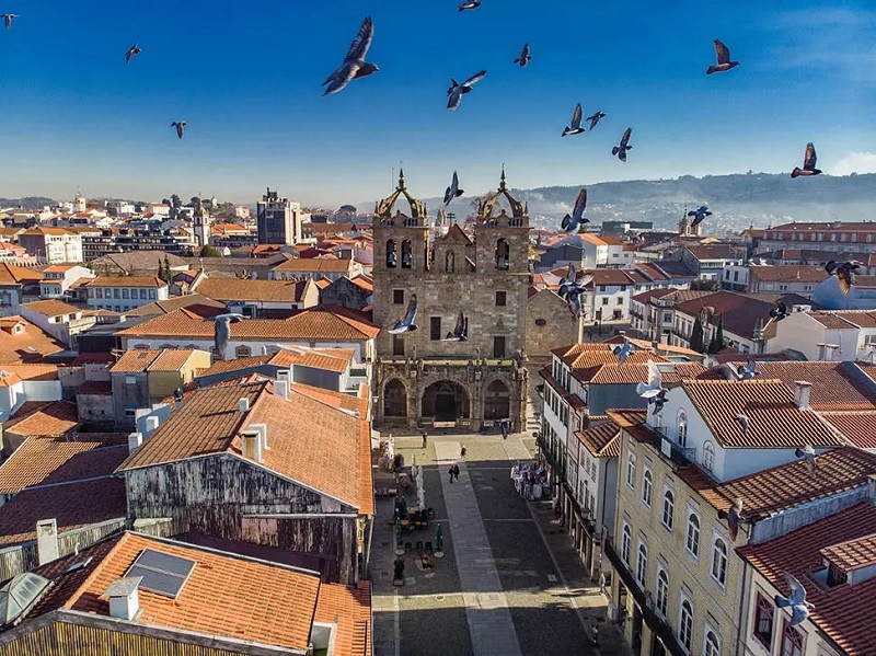 Nhà thờ Chính tòa Braga (Sé de Braga) Nhà thờ Chính tòa Braga (Sé de Braga)