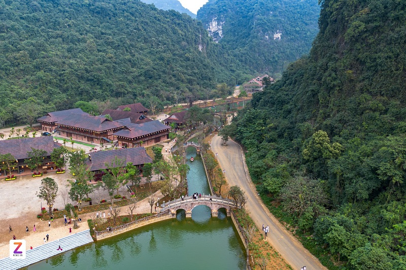 Nhà sàn truyền thống của người mường