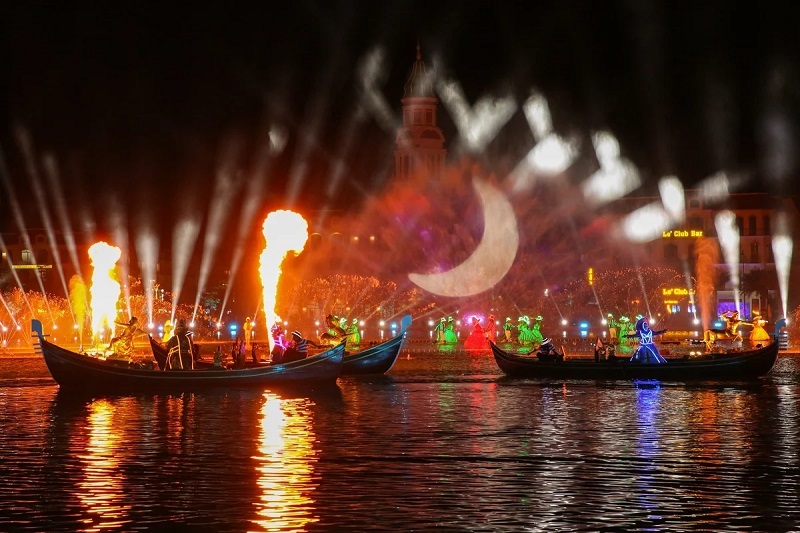 Show diễn Sắc màu Venice