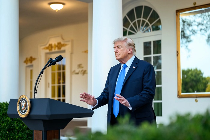 Tổng thống Donald Trump tổ chức họp báo tại nhà Trắng