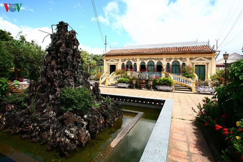 ve-dep-nha-co-binh-thuy-o-can-tho-02