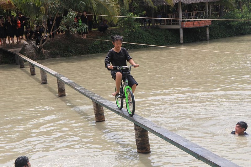 Folk Games in Viet Nhat Eco